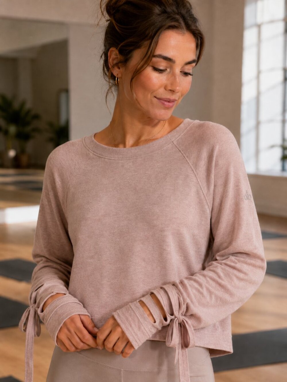 Alo Yoga Tribe Long Sleeve Top Sweatshirt
